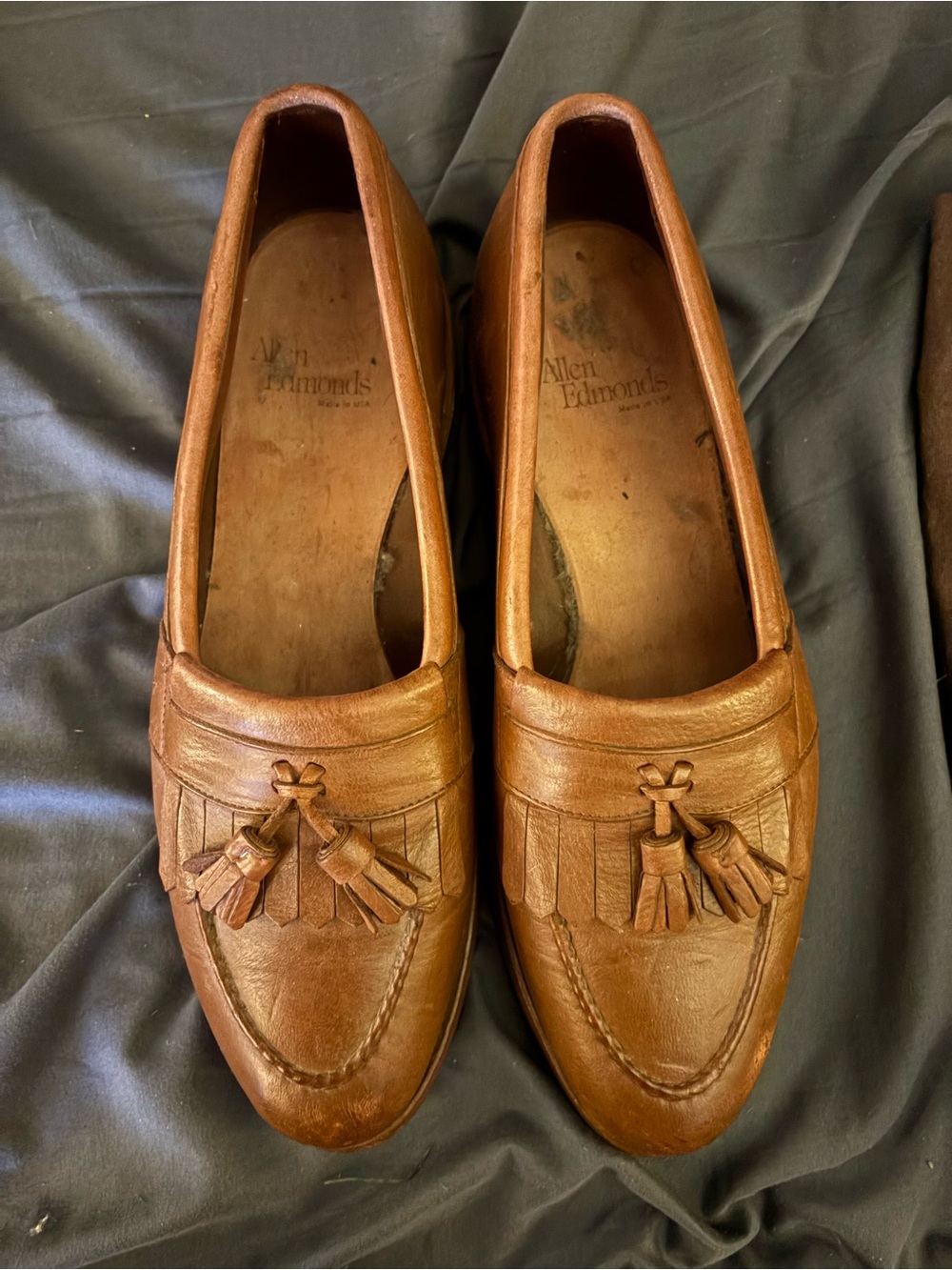 Allen Edmonds Tan Leather Kiltie Tassel Loafers Size 9.5 "B Width"